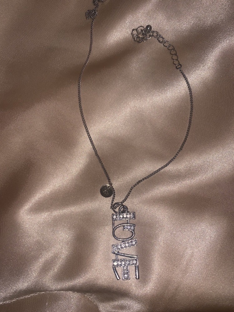 collier love ❤️