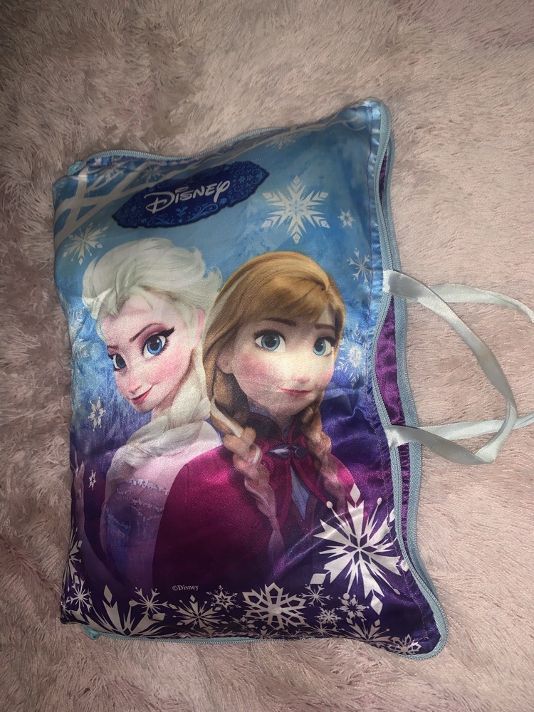 coussin frozen avec fermeture