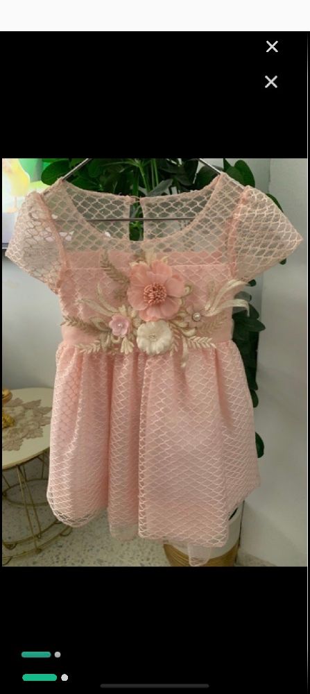 Magnifique robe de cérémonie avec traine