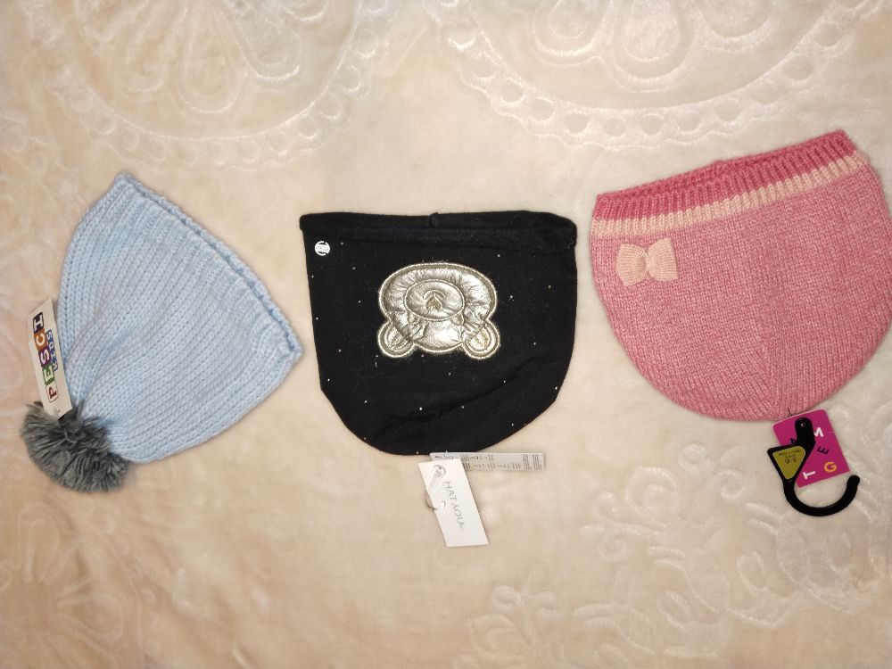 Lot trois bonnets 3/6ans