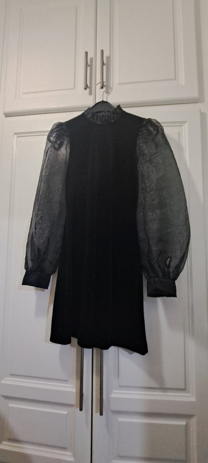 Robe noir