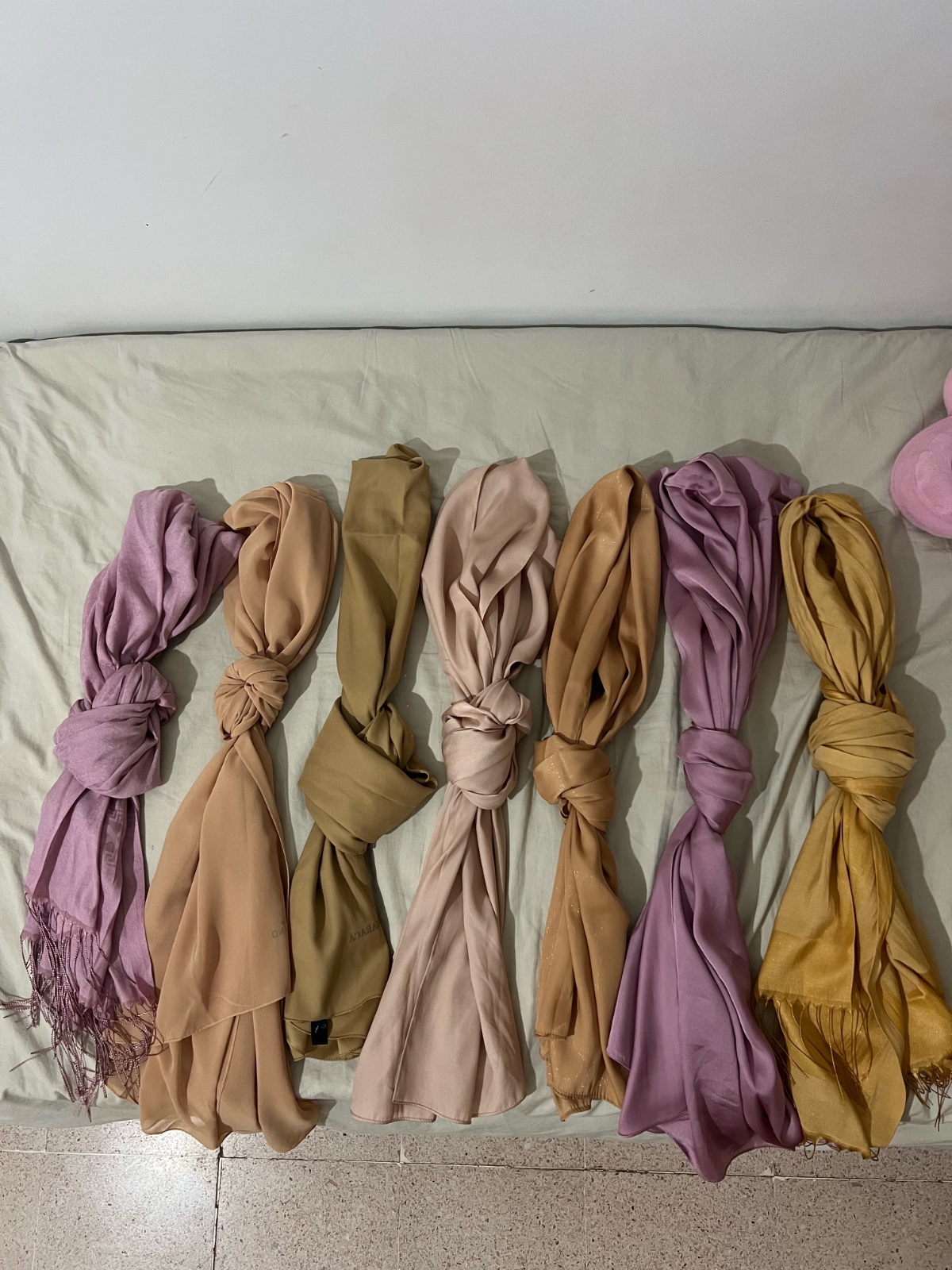 Lot de 7 foulards 