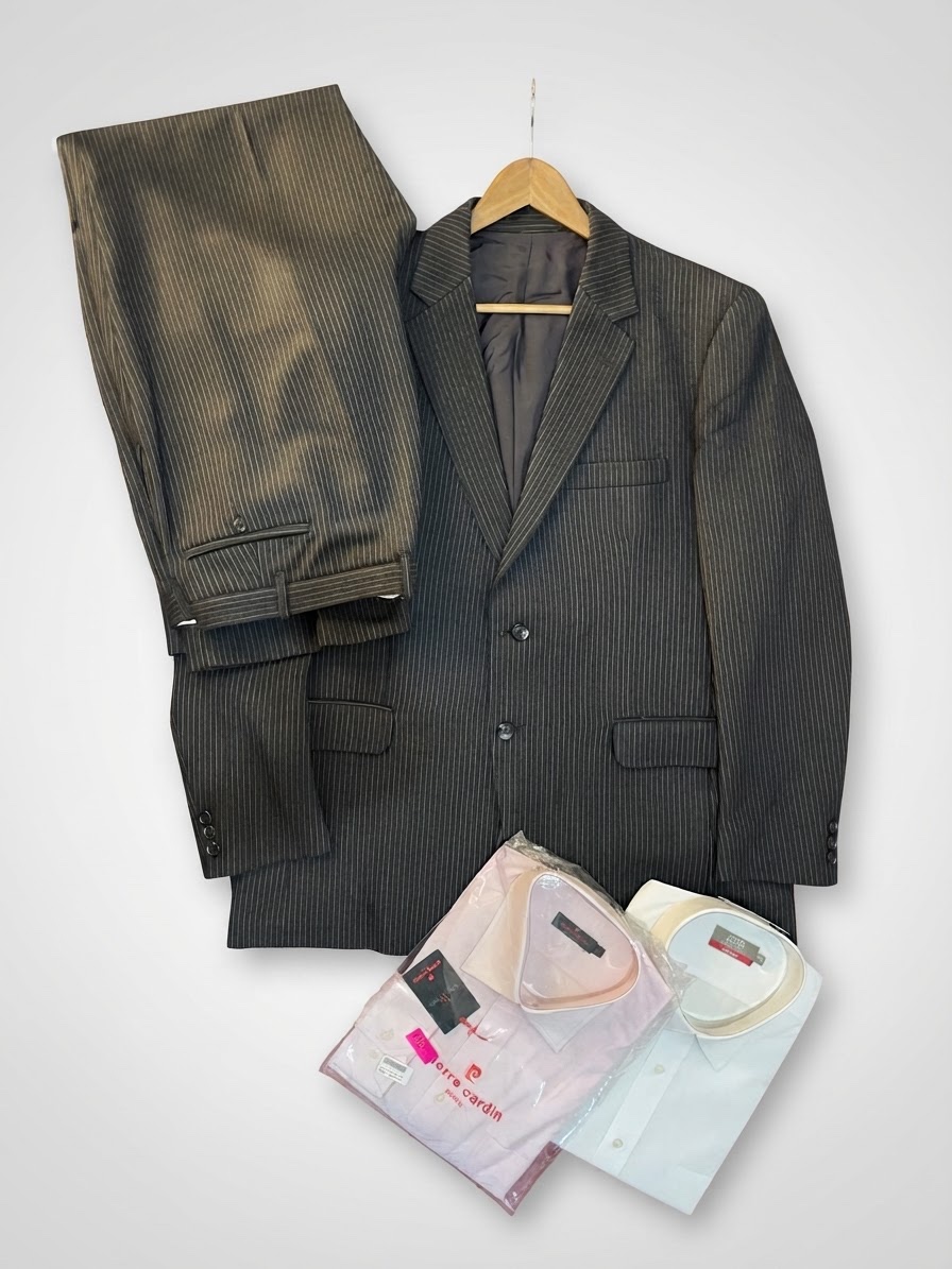 🇫🇷Ensemble Homme 4 Pièces – Costume Rayé + 2 Chemises Pierre Cardin