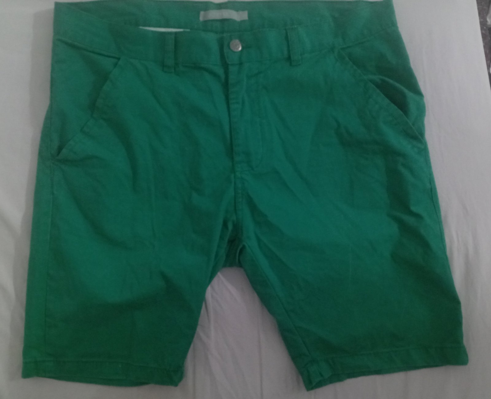 Short chino vert pour homme
