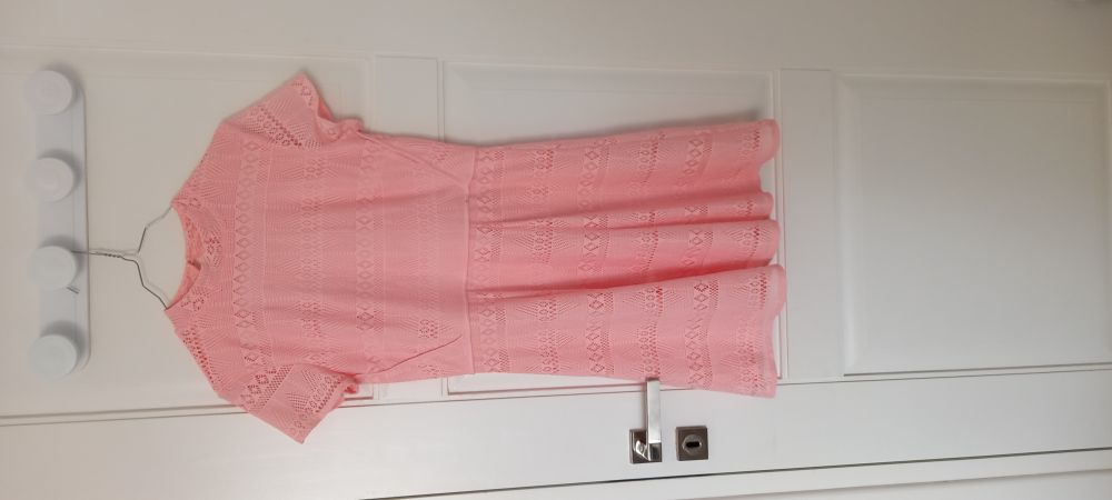 belle robe rose clair 