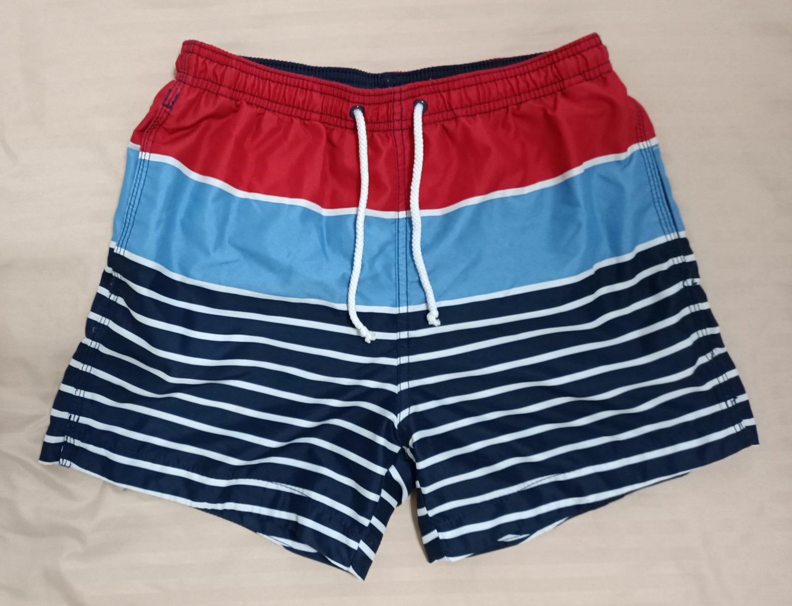  3 shorts de bain pour enfant 🏖️🏝️🌊🏊 Taille: 10-12ans