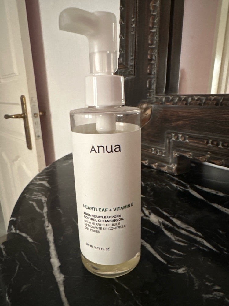 Anua heartleaf pore cotrol cleansing oil