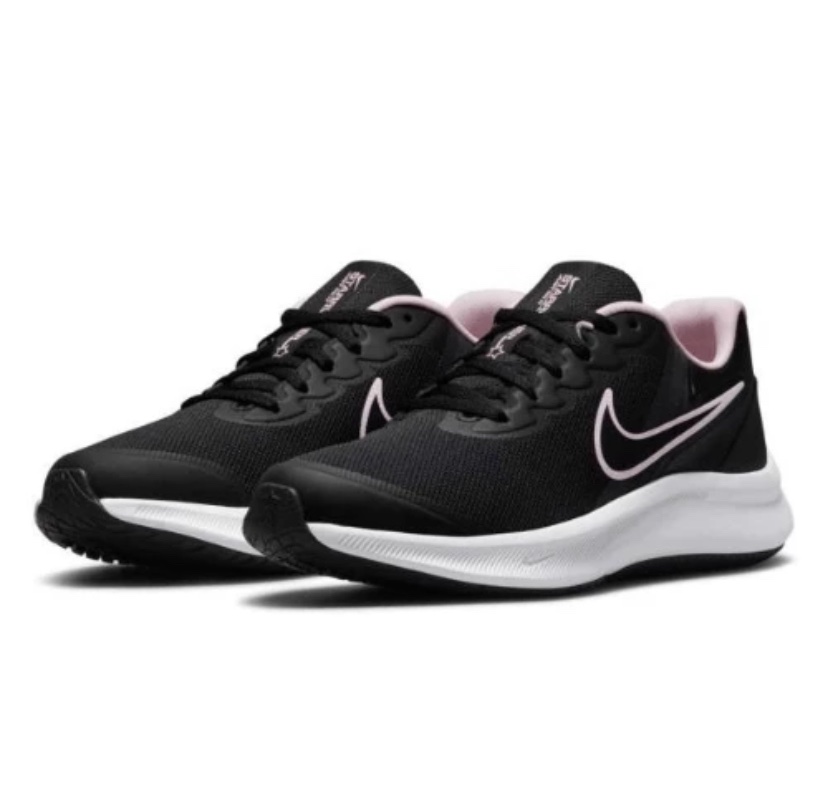 Bakstes nike authentique taille 38.5