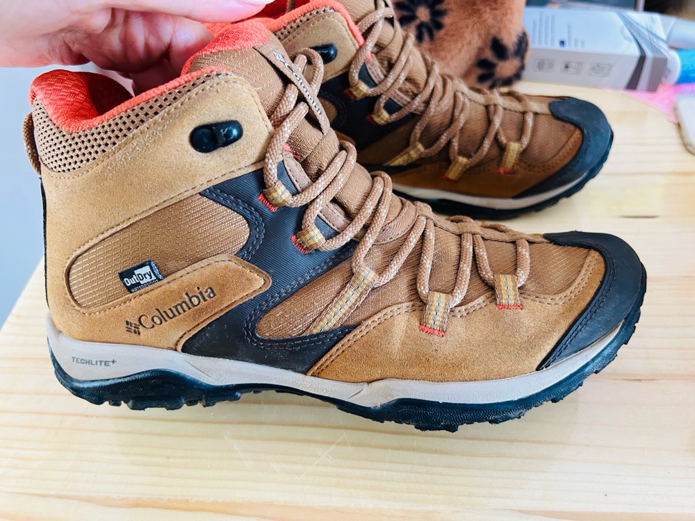 Chaussure de randonnée pour femme, Columbia en très bon état