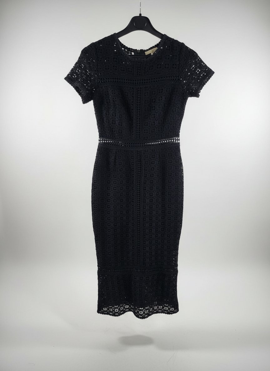 Robe noir élégante crochet