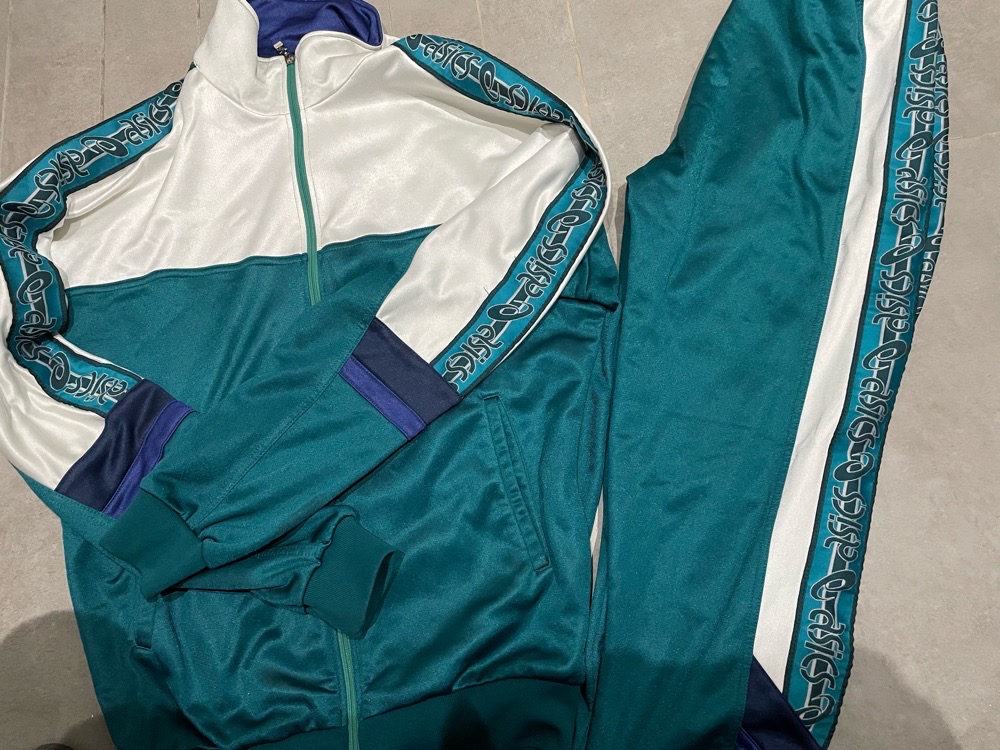 Survêtement Asics vintage taille L 