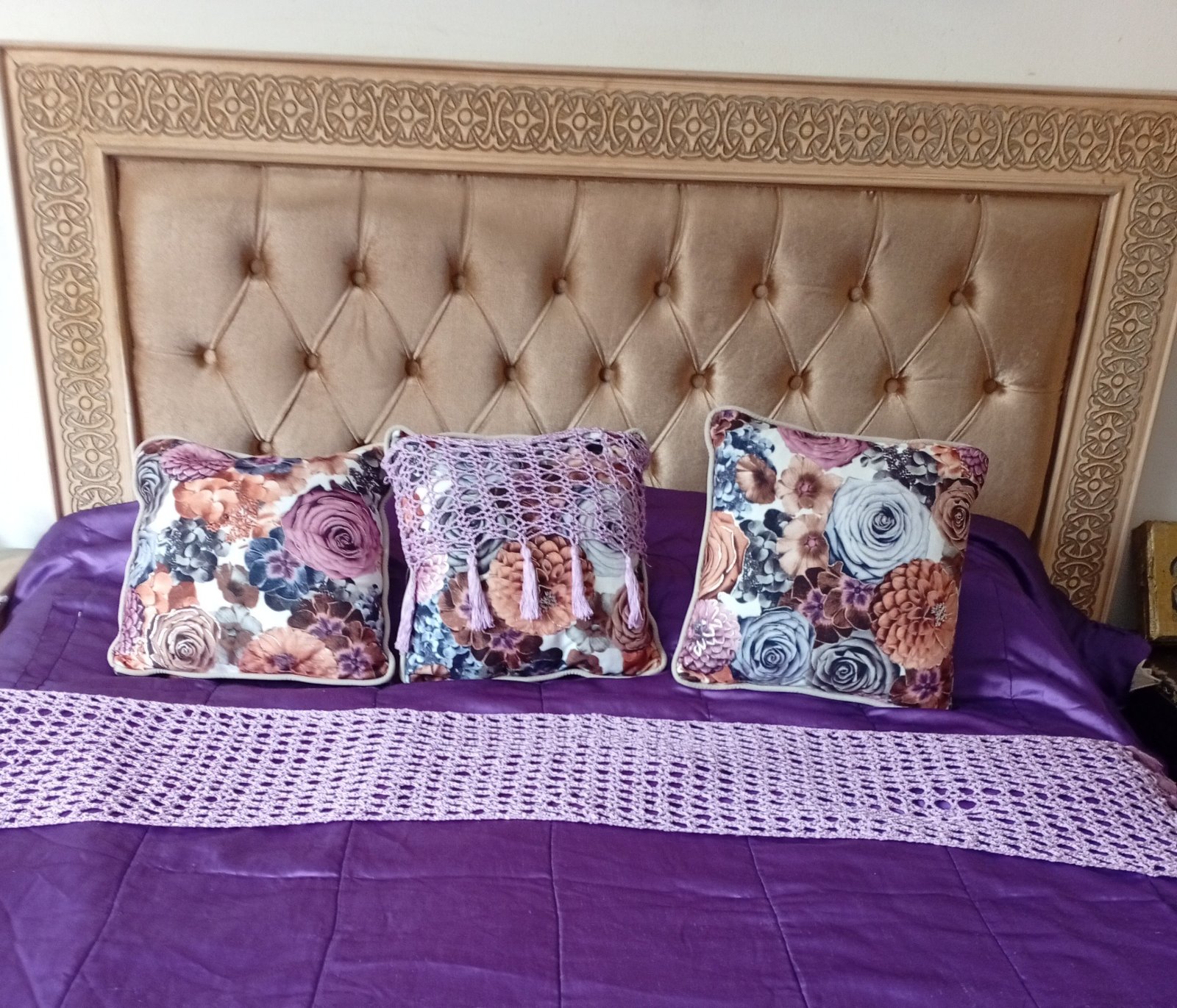 Jetée en crochet violet +oreiller en crochet décoratif 
