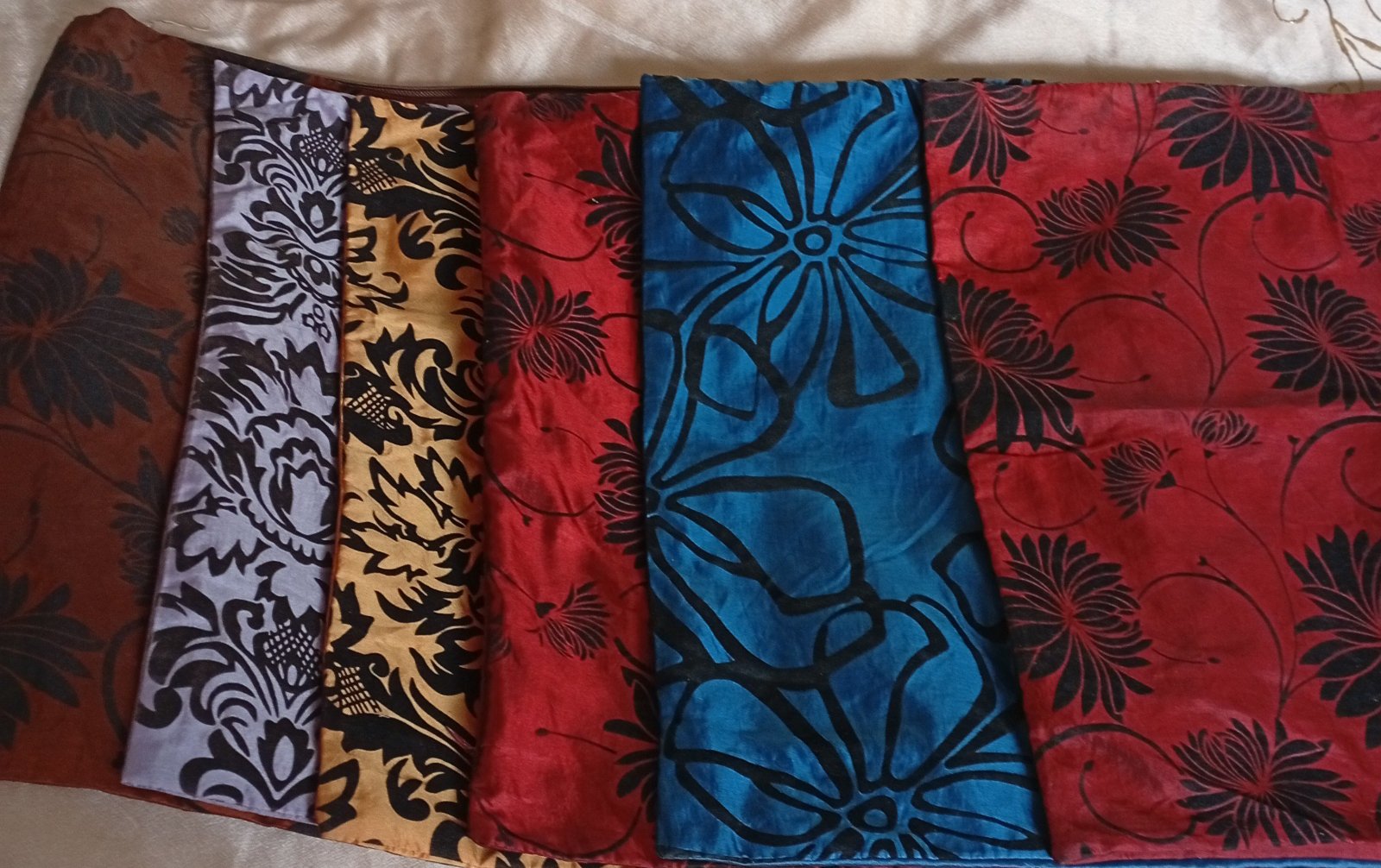 6 coussins décoratifs 