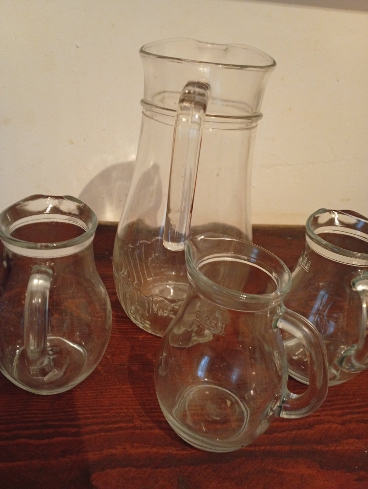 Carafe 1litre avec 3mini carafe 250ml