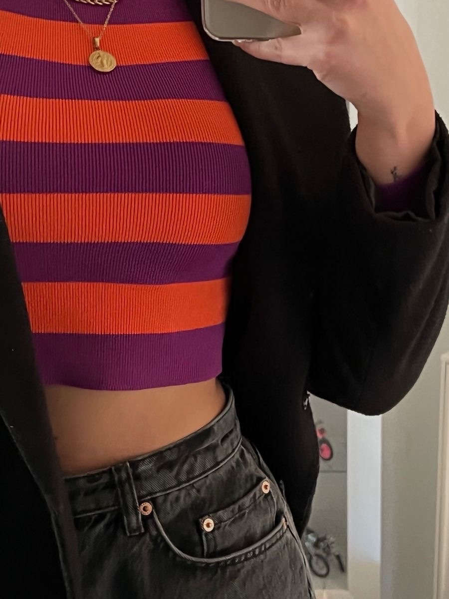Fun fall top💜🧡
