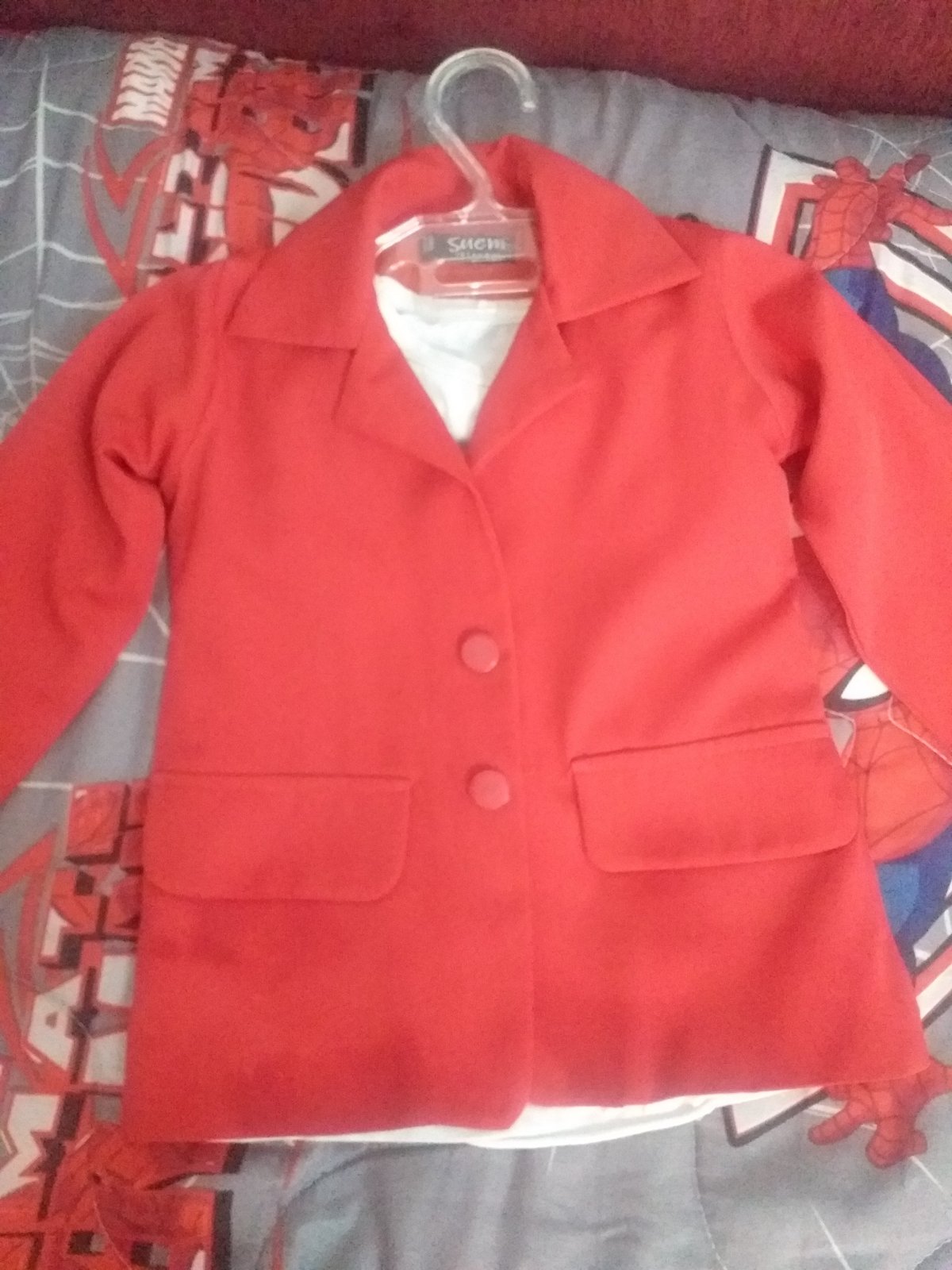 Blazer garçons rouge 5 ans avec son pull
