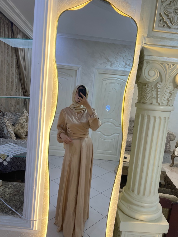 Jolie robe pour femme voilée