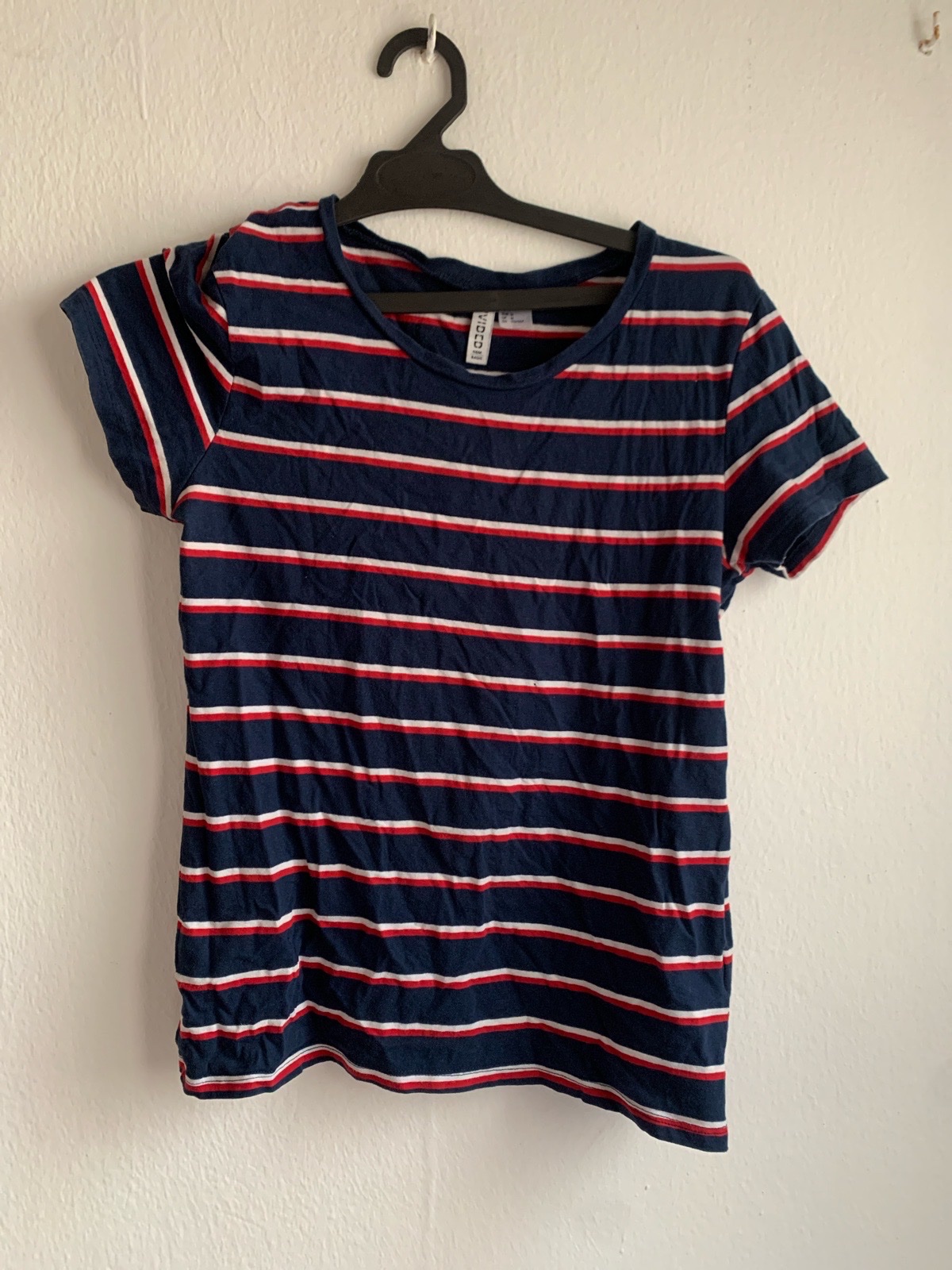 T-shirt rayé bleu marine rouge blanc 