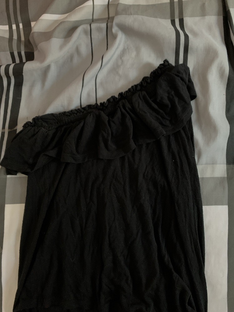Pull je m'en fou noir 