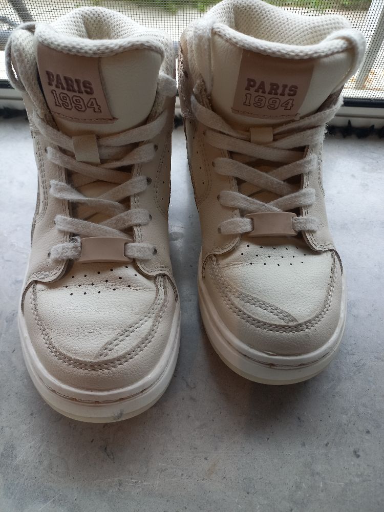 Espadrillles fillettes pointure29 prix 15 dinars