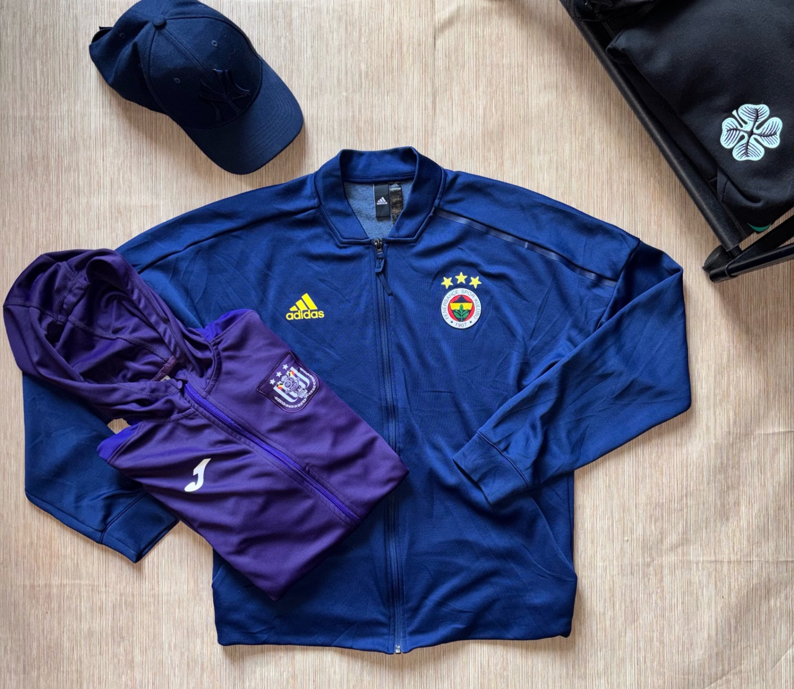 Vintage fenerbahçe et anderlecht + bonnet cadeau
