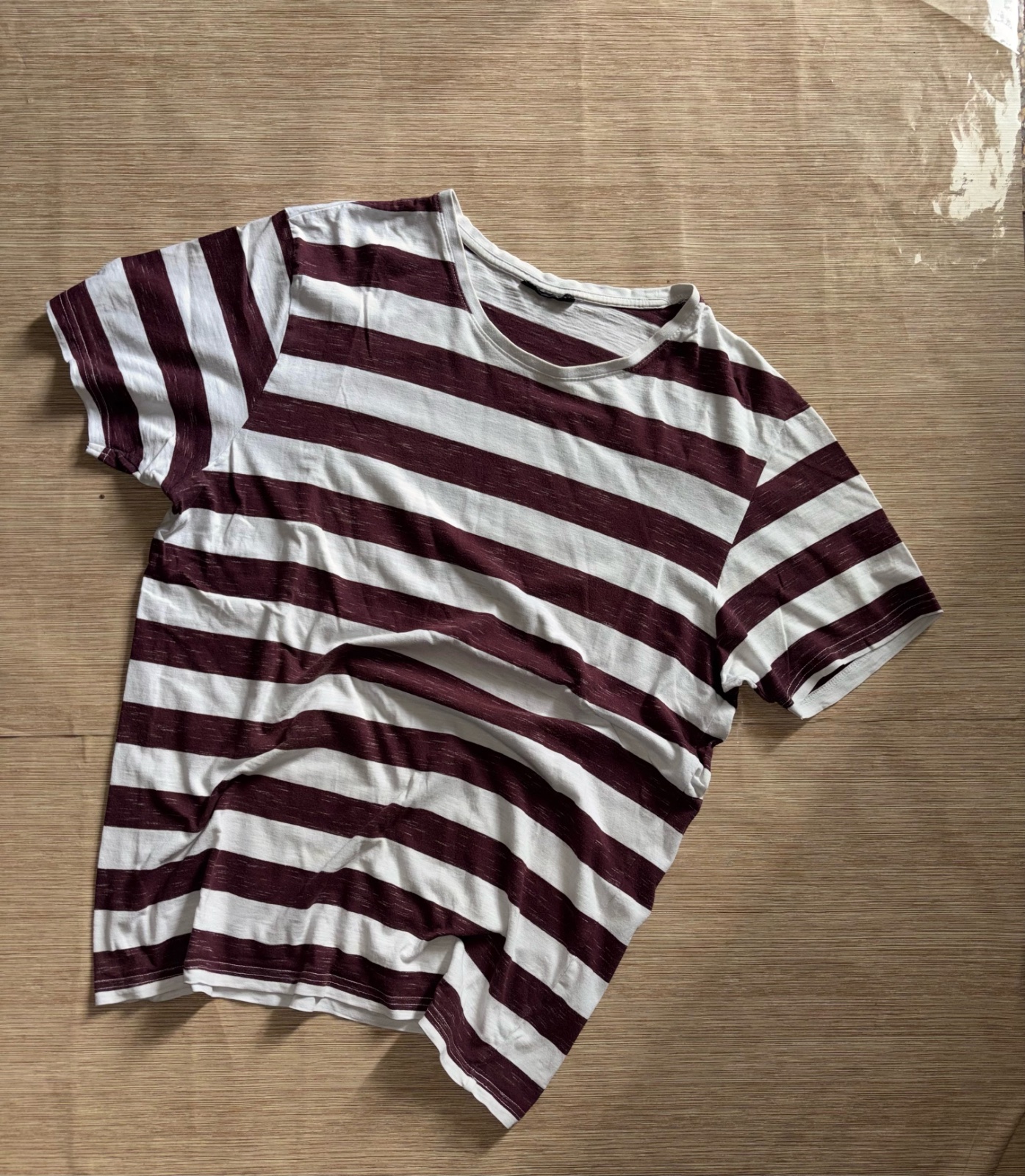 T-shirt (sans etiquette)