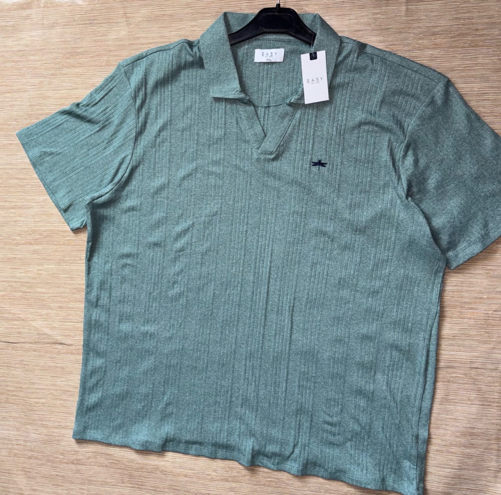 Polo avec etiquette XXL 