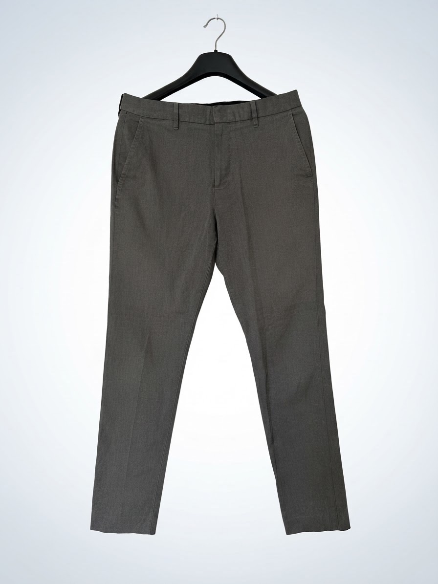 Pantalon chino gris 