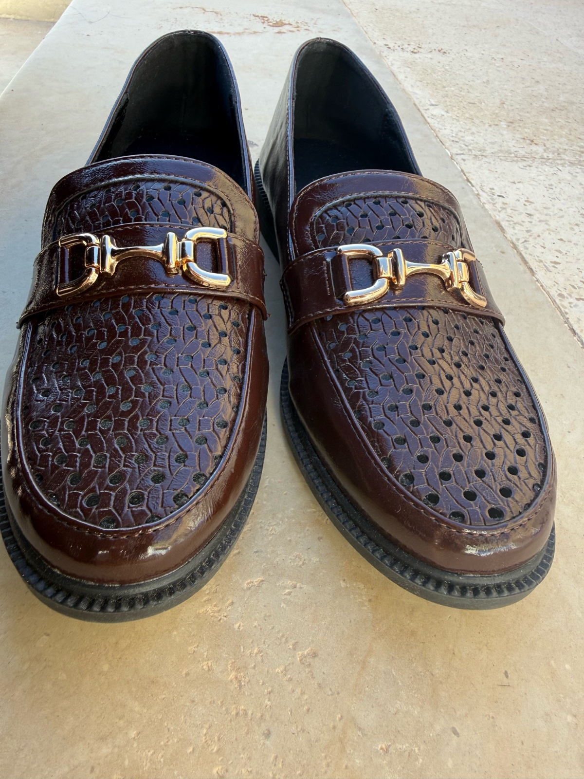 Chaussures mocassins élégants marron