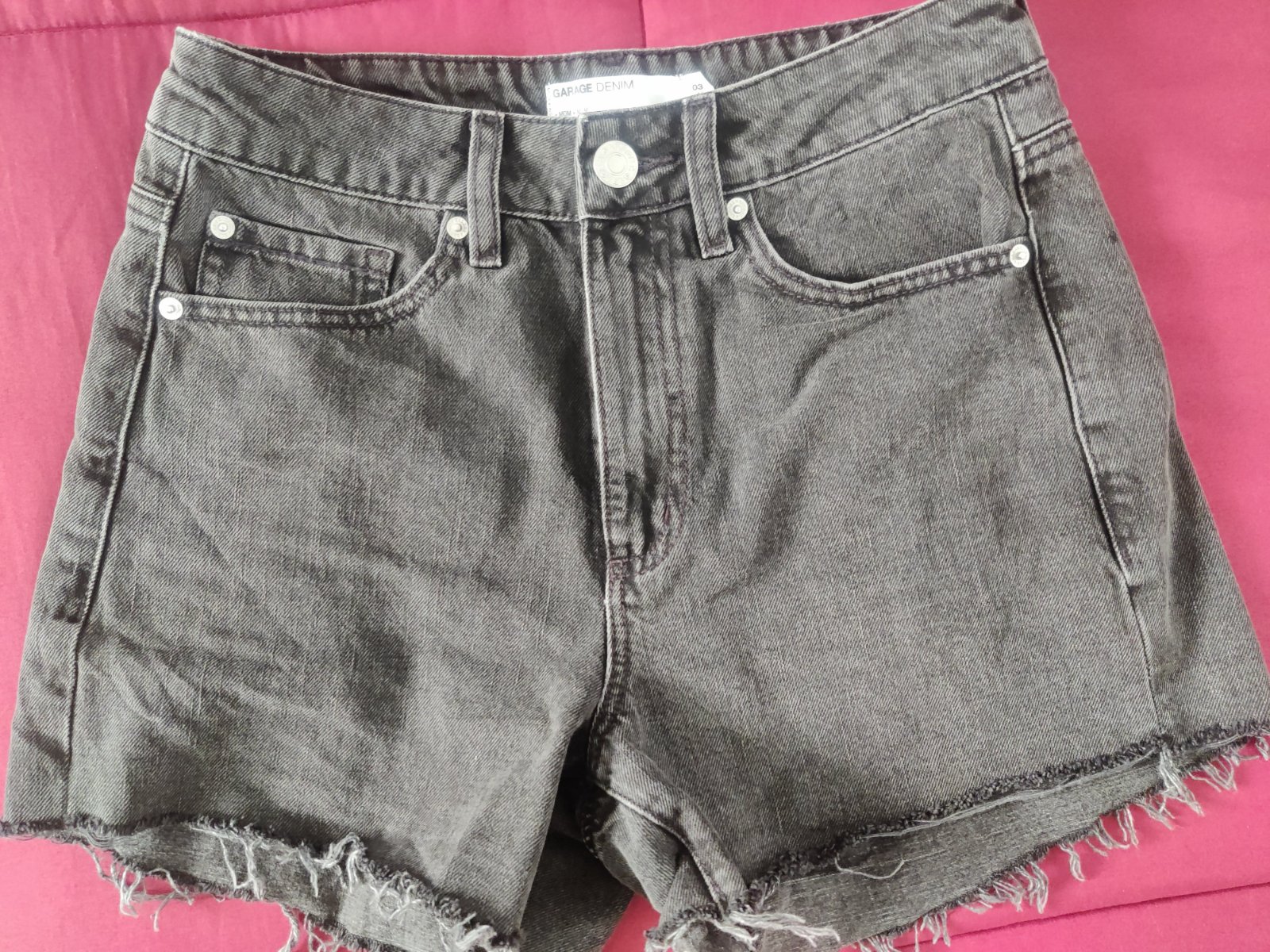 Short noir 