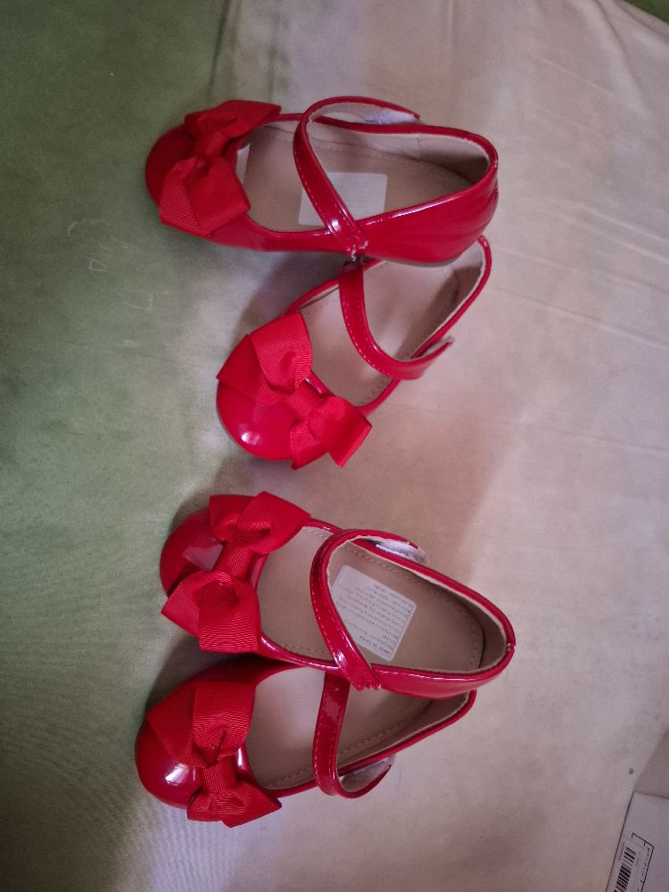 Sandales pour filles pointure 24