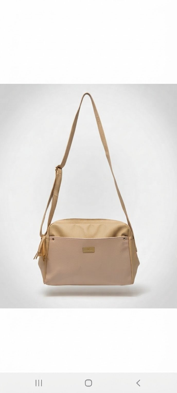 Je vends ce sac à main bandoulière beige neuf dans son emballage importé 🇩🇪🇩🇪