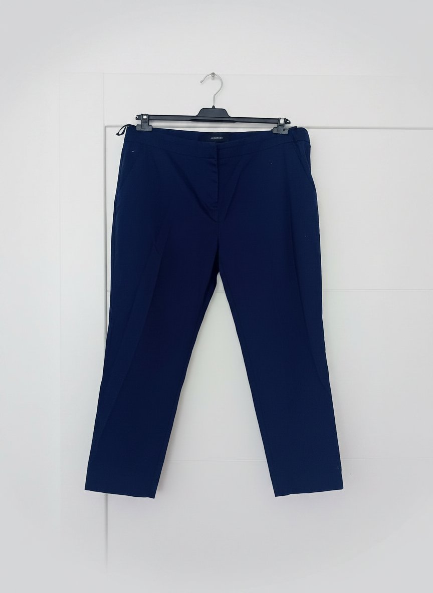 Pant a cheville bleu marine neuf avec étiquette