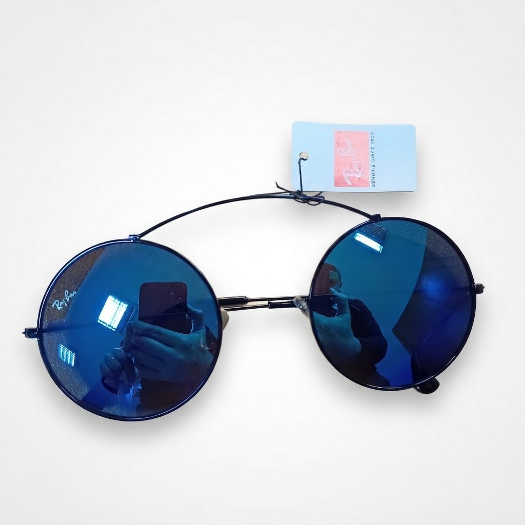 Bonne affaire lunette Ray ban trés original authentique neuf avec étiquette jamais porté😎😎😎importé 🇨🇦