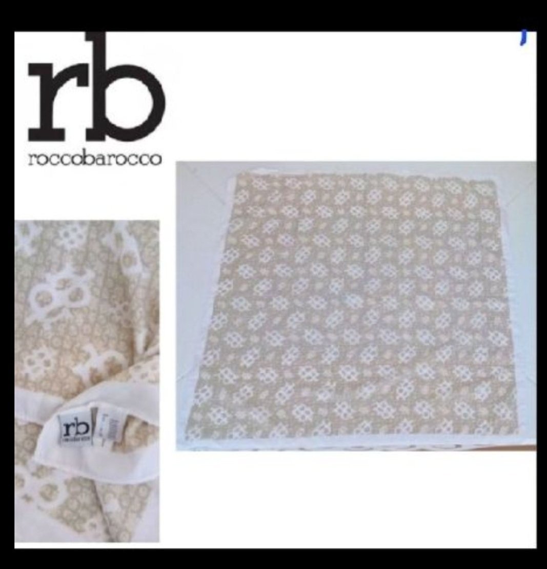 Foulard rocco barroco en soie magnifique