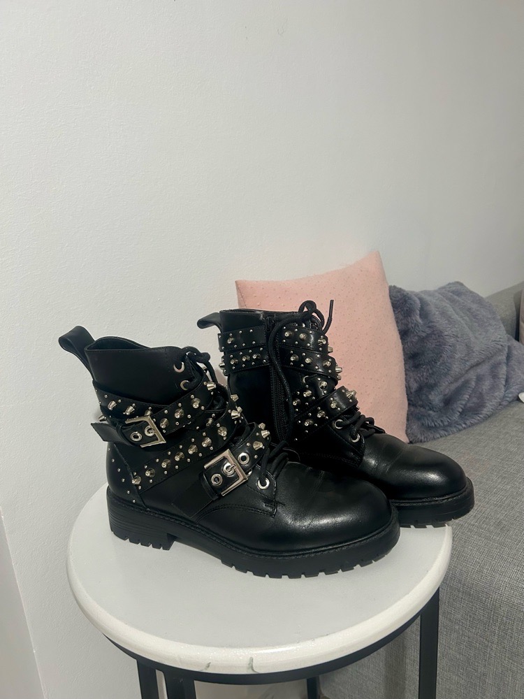 Black boots