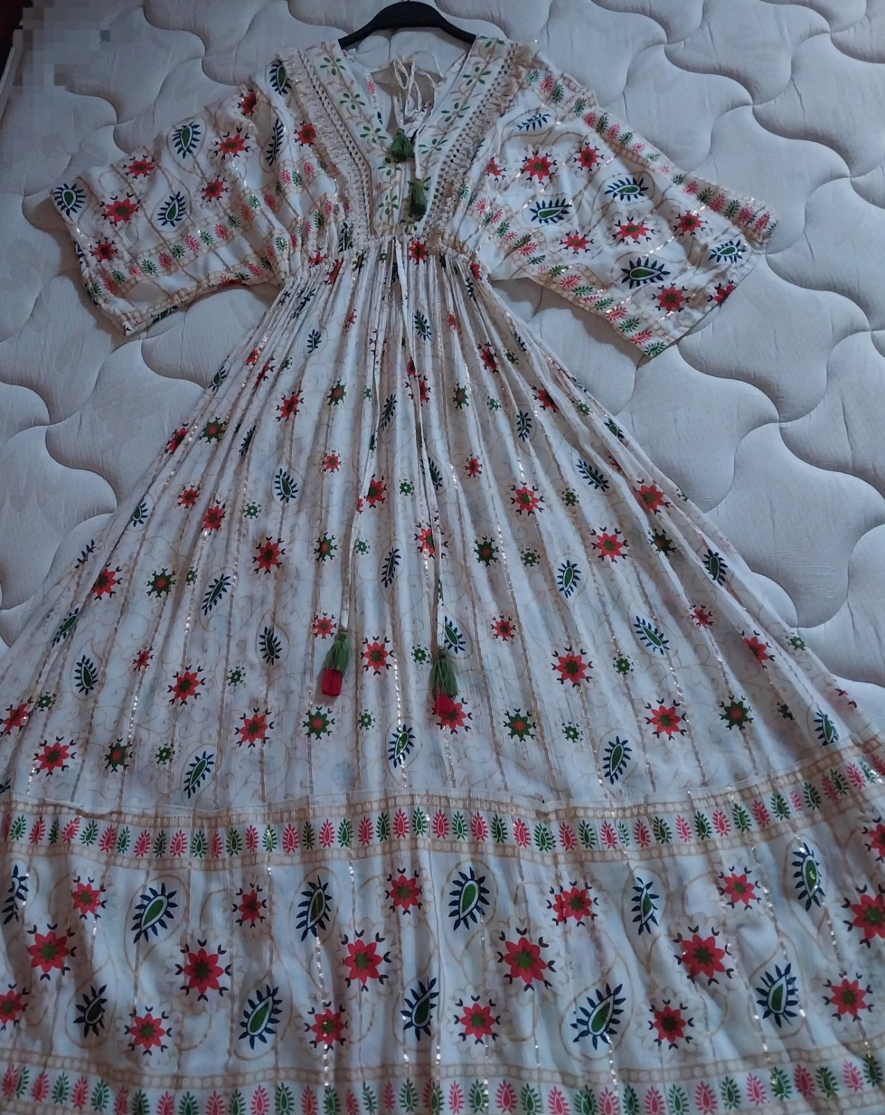 Robe importation France neuf jamais porté 