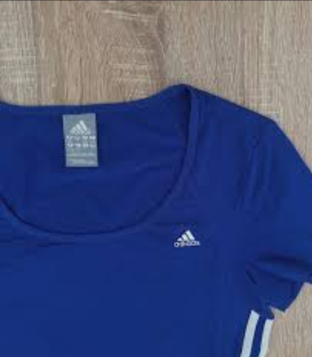 Adidas unisex authentique avec code barre 