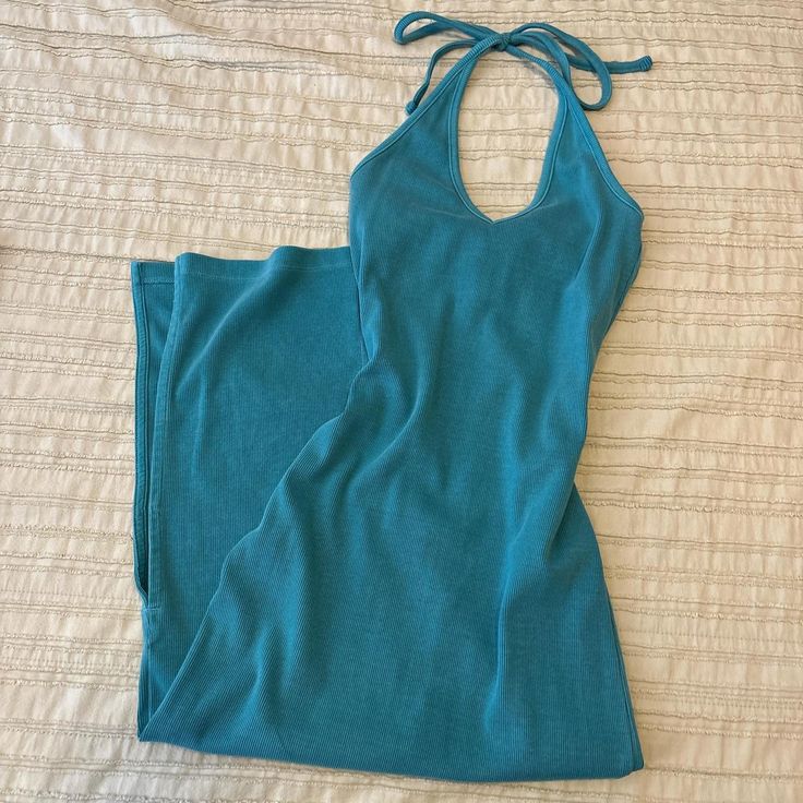 robe pour les femmes avec fente