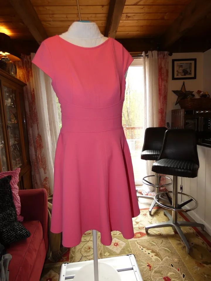 Julia Jordan Robe Rose sans manches 6 Adorable !!