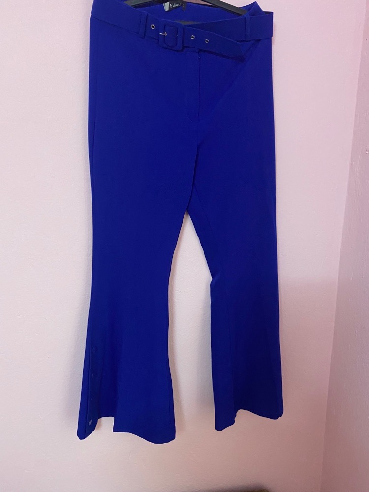 Pantalon bleu roi patte éléphant