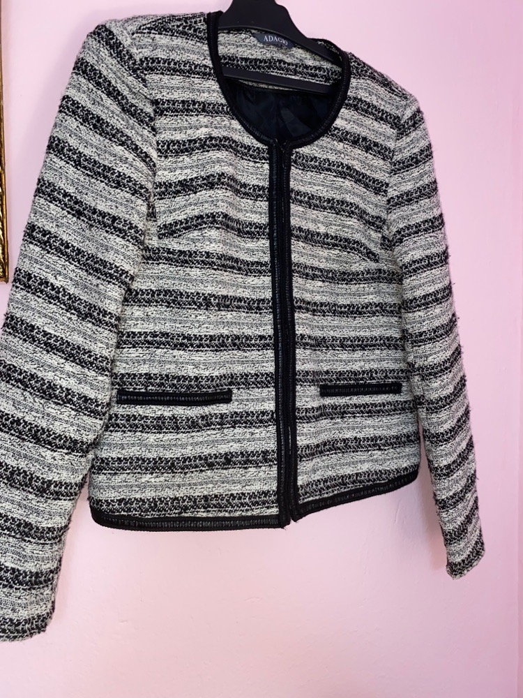 Veste ou cardigan en tweed blanc et noir