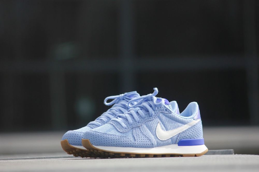 basket nike taille 36