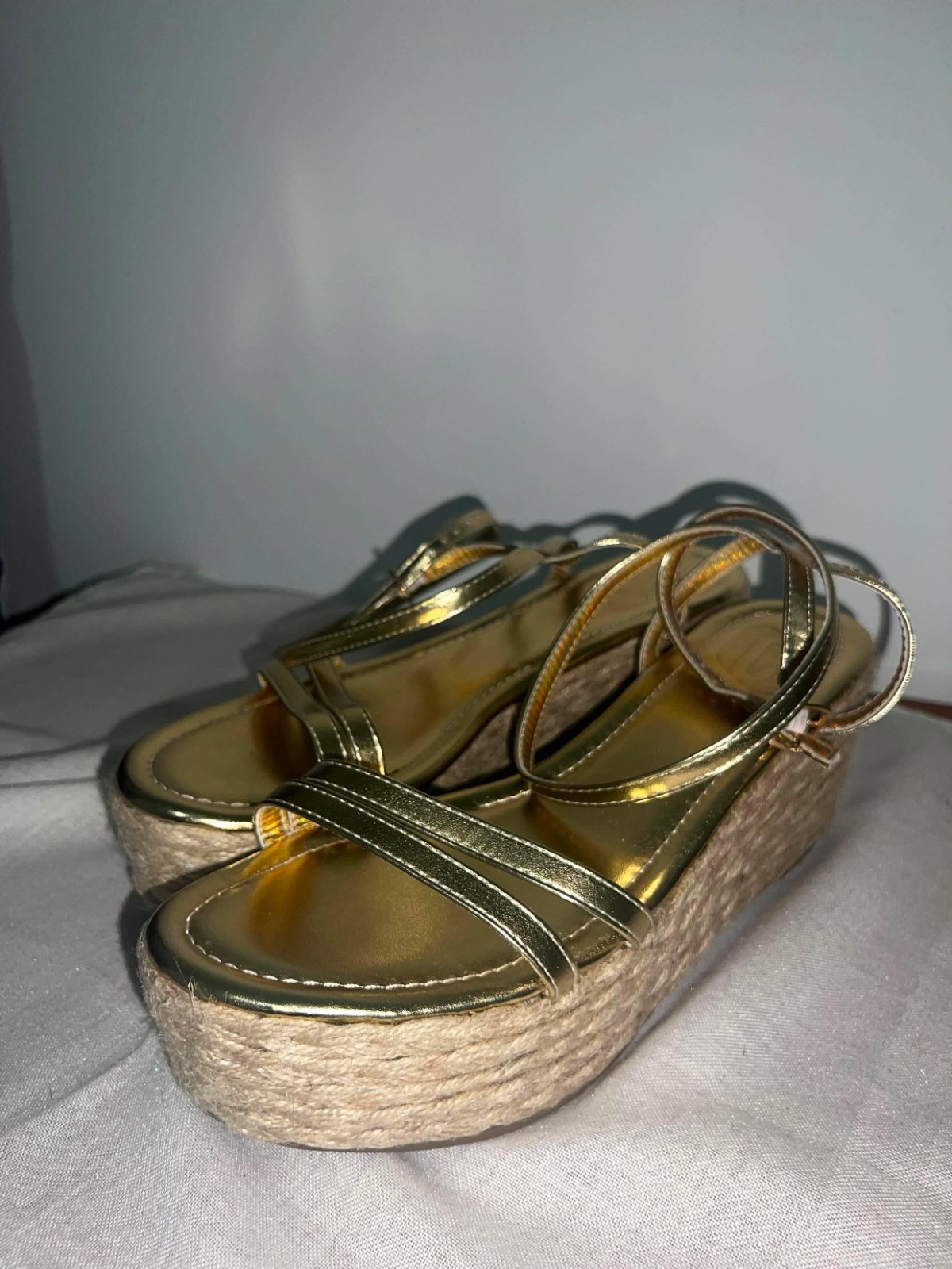 Sandales compensées Shein 