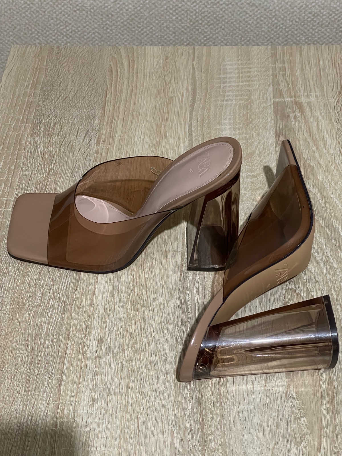 Mules à talon Zara