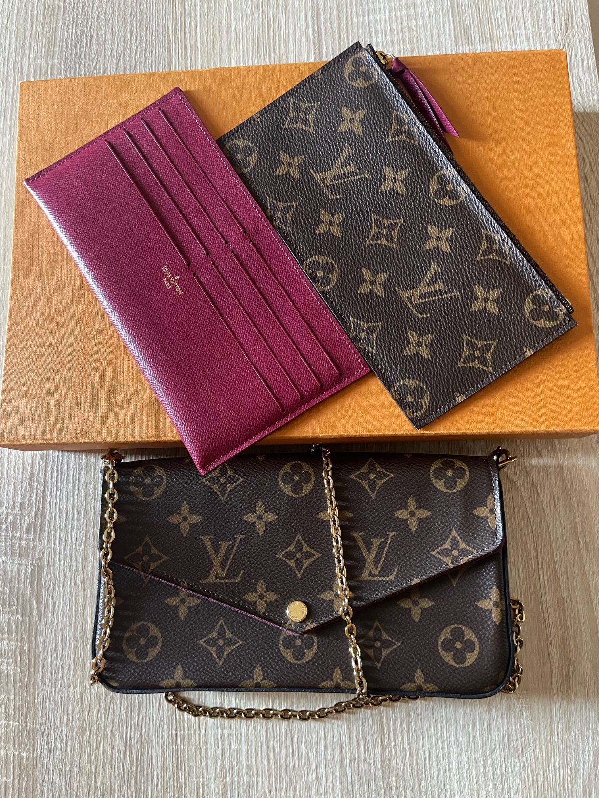 Louis Vuitton pochette Felicie authentique