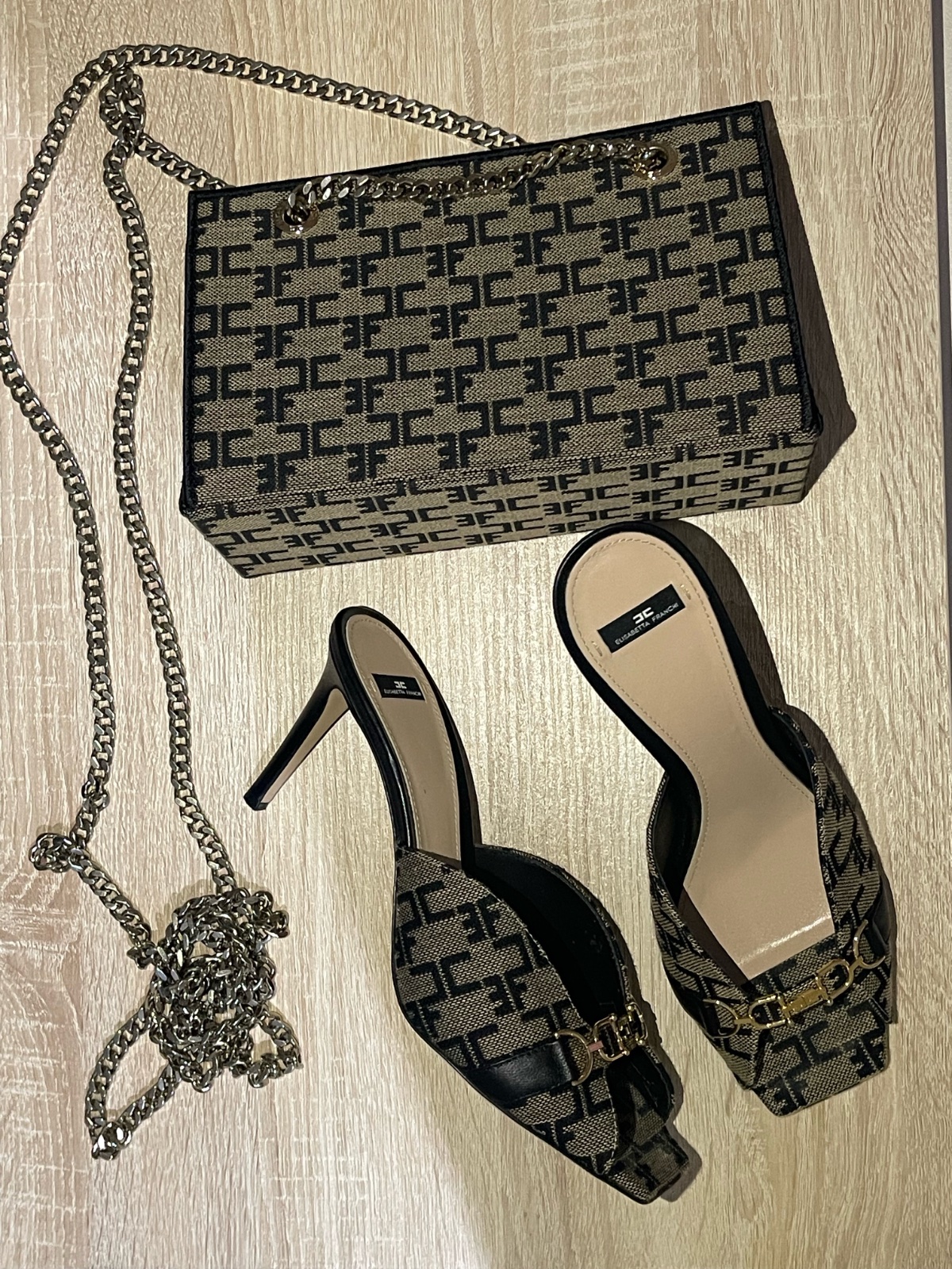 Sac et mules à talon Elisabetta Franchi 