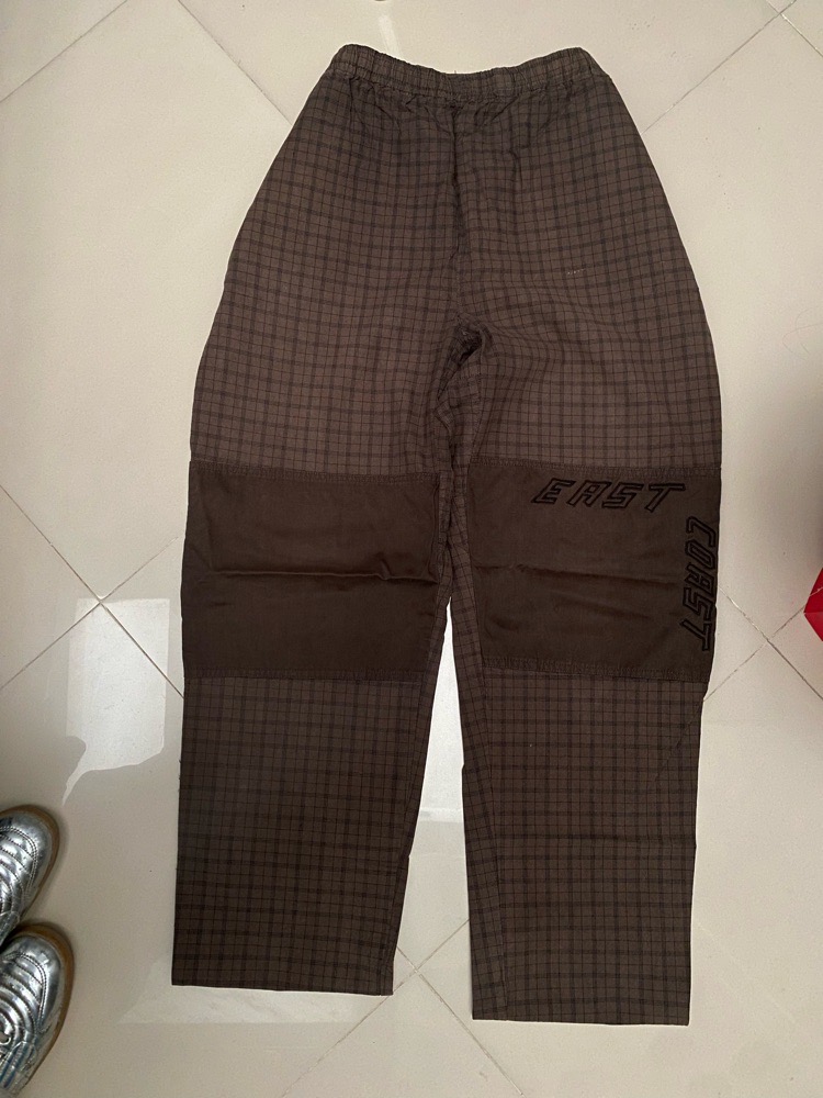 Brown baggy pants 
