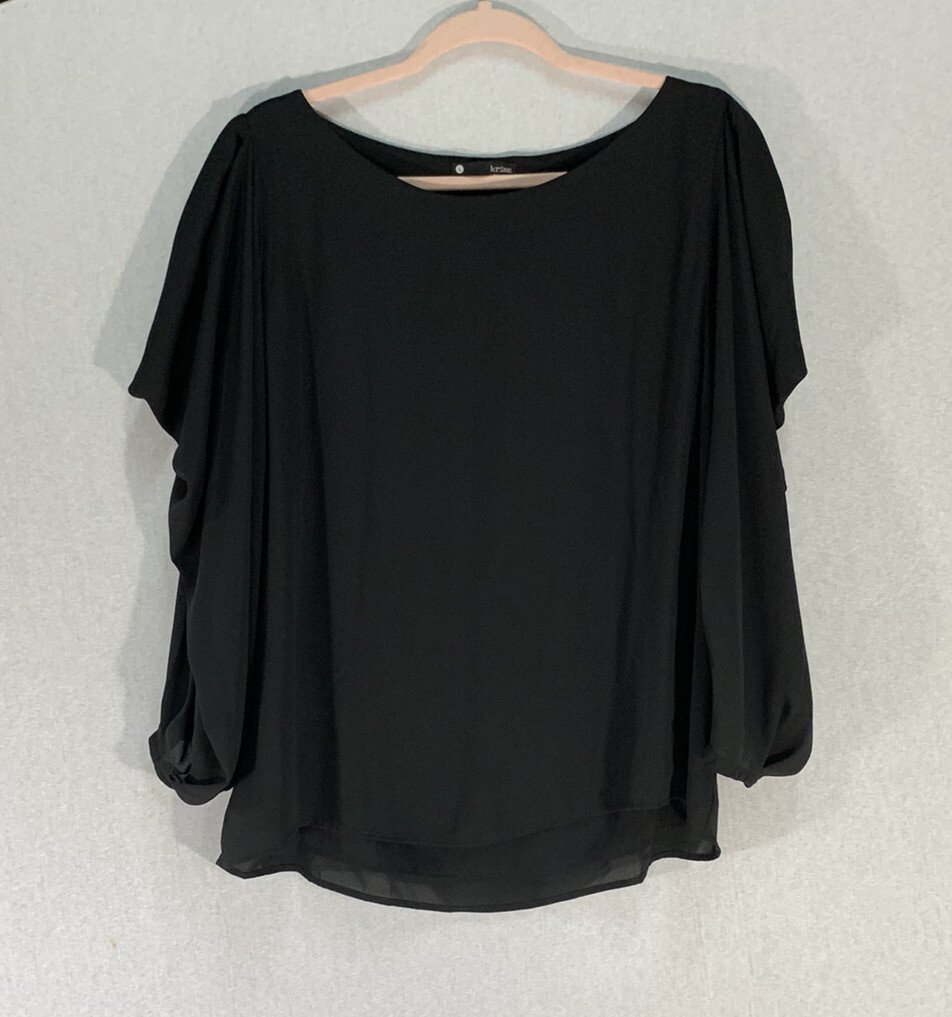 Chemise noire avec manches chauve-souris 