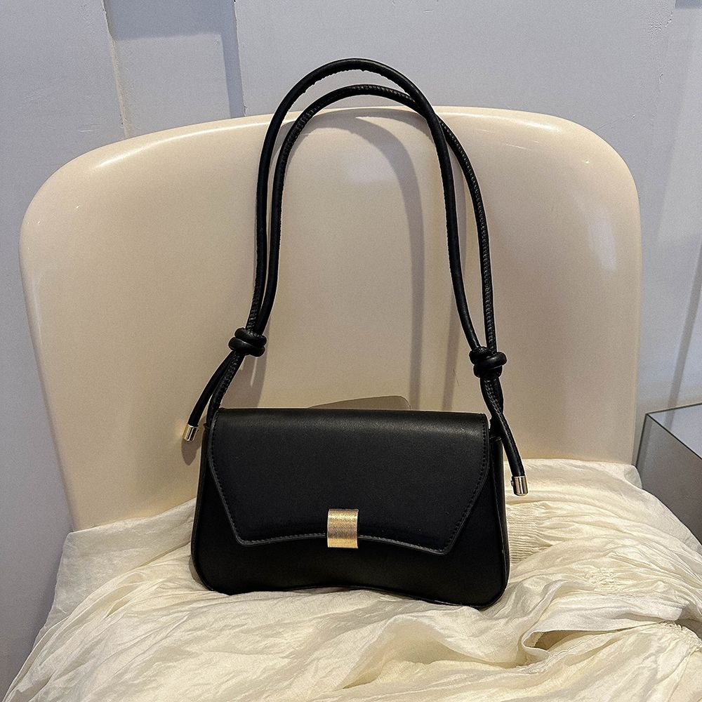 Sac Noir à bandoulière très élégante 